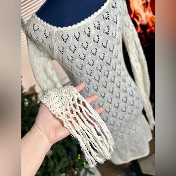 EUC Spell & the Gypsy Collective White Leila off the Shoulder Mini Dress - Picture 14 of 17